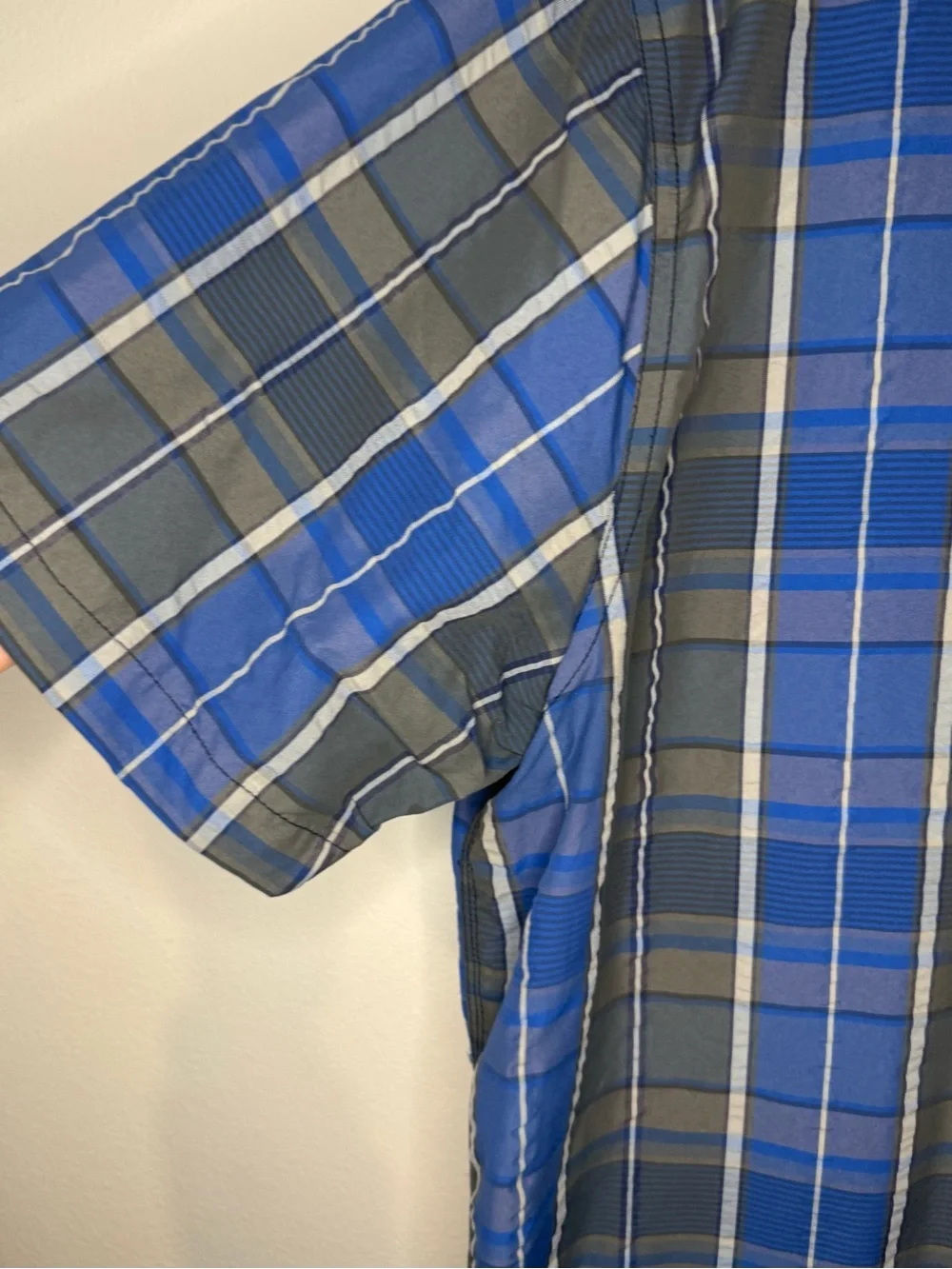 The North Face Men’s XL Plaid Short Sleeve Button-Up Hiking Shirt Blue Gray